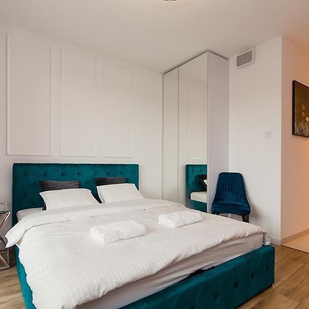 Warsaw To Be - Glamour Apartment Bagian luar foto