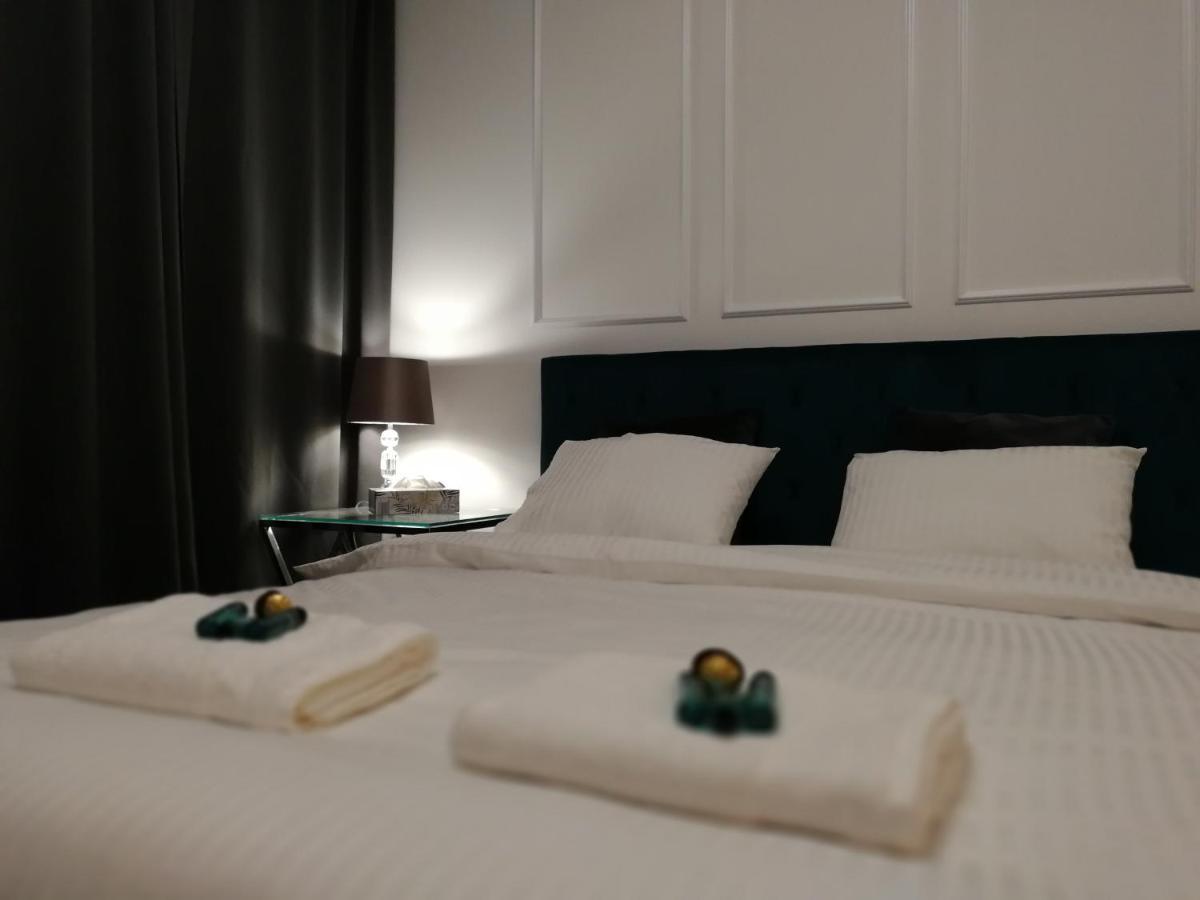 Warsaw To Be - Glamour Apartment Bagian luar foto